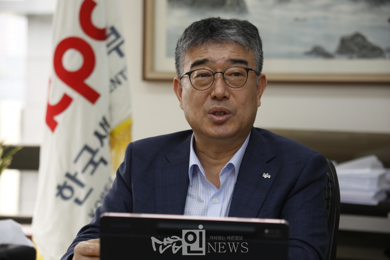 [인터뷰] 안완기 KPC한국생산성본부 회장