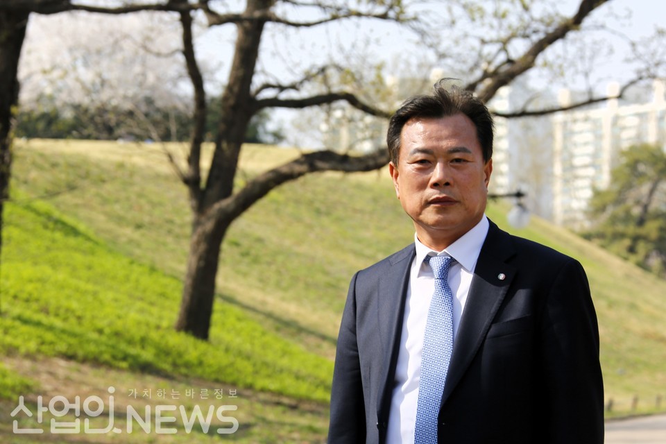 김영태 회장. [황무선 기자]